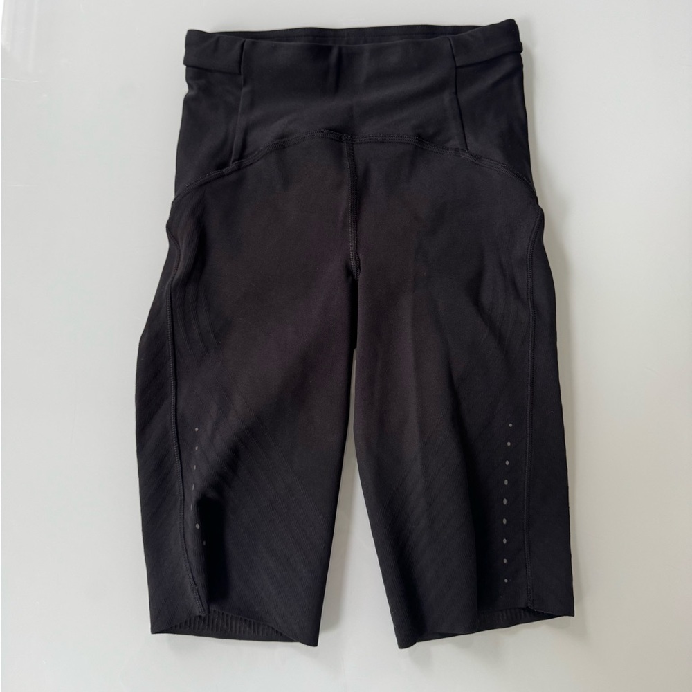 Lululemon SenseKnit Running High-Rise Short 10" - Size 2 - Picture 2 of 6